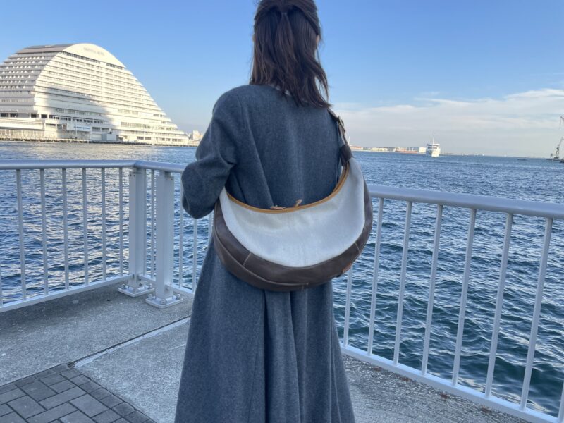 イタリアタンニンレザー ボディバッグ