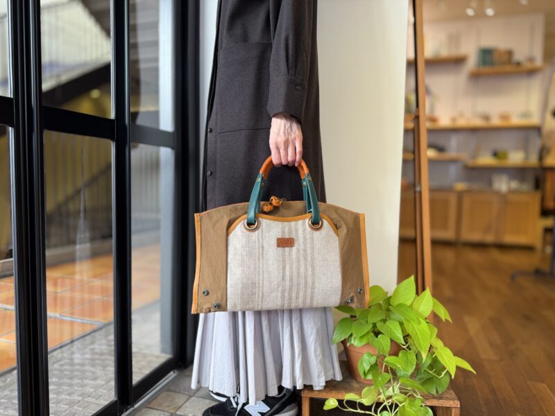 イタリアコーティングレザー x 撥水ナイロン Wフェイストート