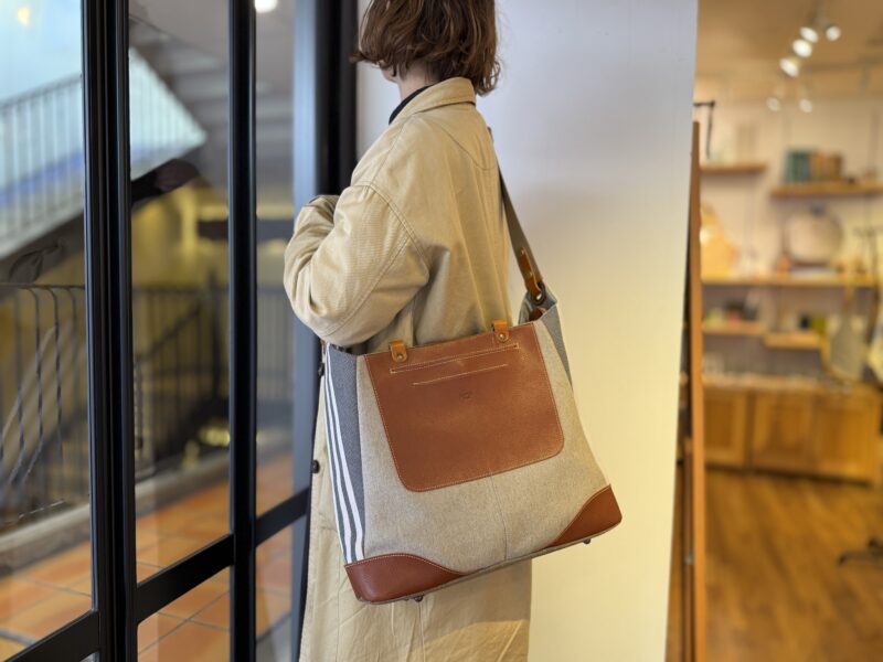 イタリアタンニンレザー×フランスコットン×リネン 4WAY