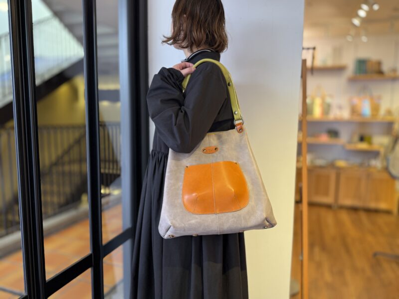 イタリアタンニンレザー x 栃木レザー トート