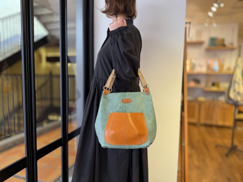 イタリアタンニンレザー x 栃木レザー トート