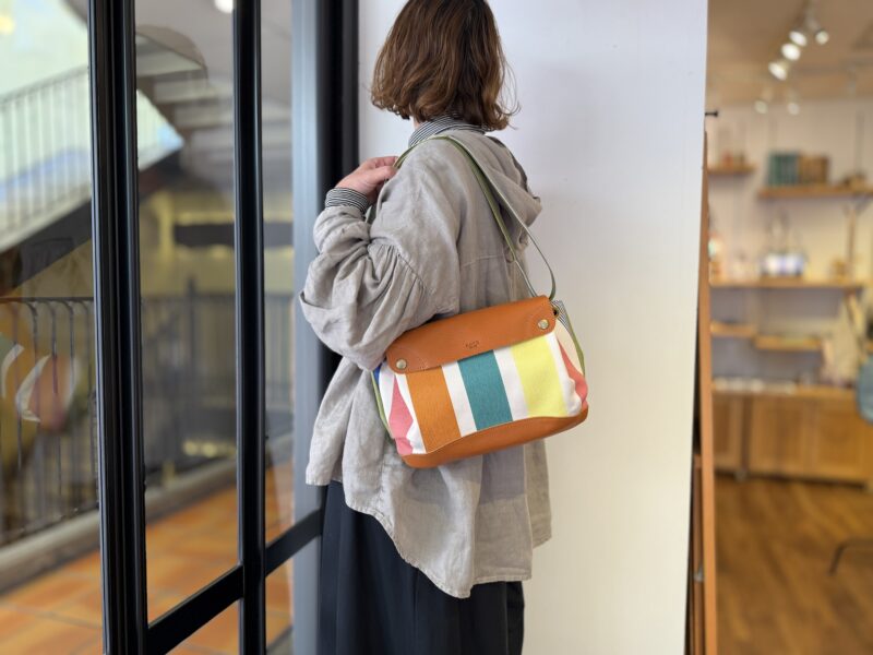 イタリアタンニンレザー x フランスコットン ショルダー