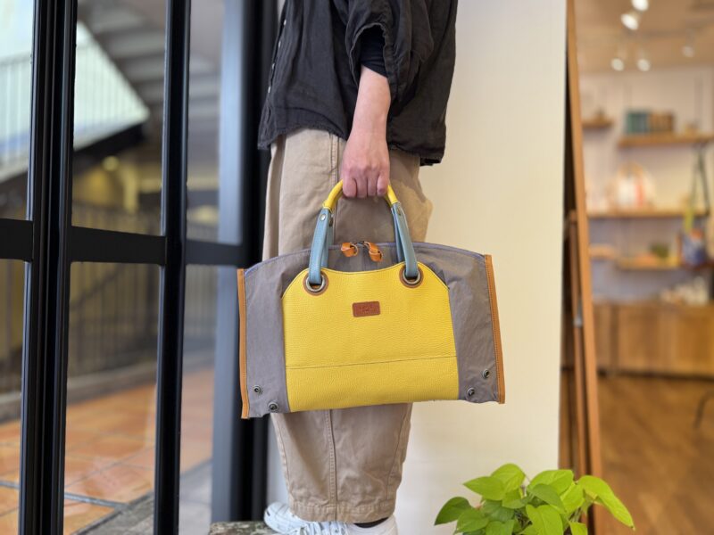 イタリアコーティングレザー x 撥水ナイロン Wフェイストート