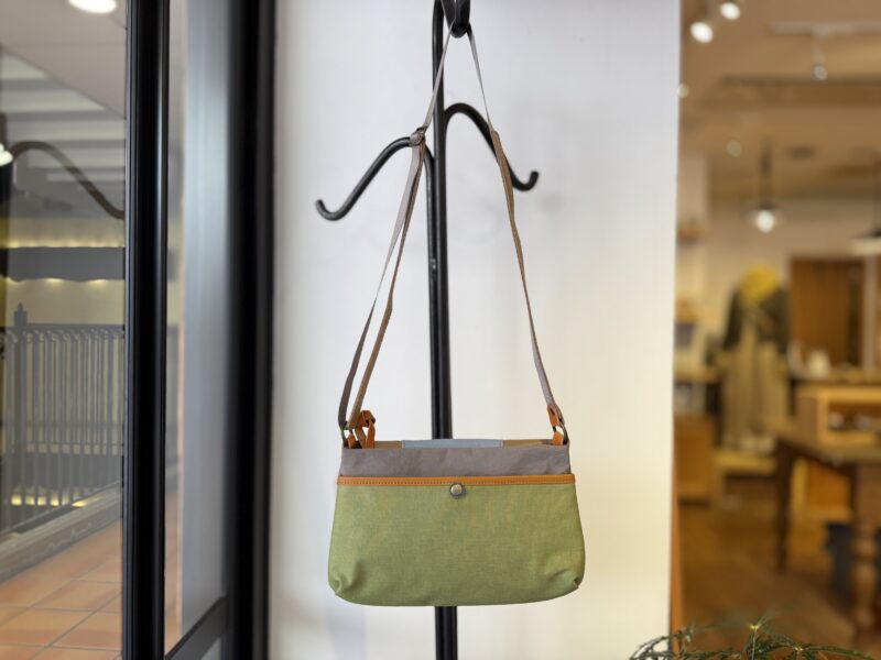 イタリアコーティングレザーミニショルダー