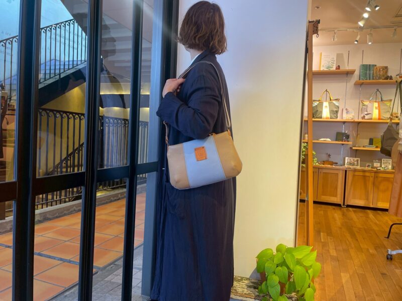 イタリアコーティングレザーミニショルダー