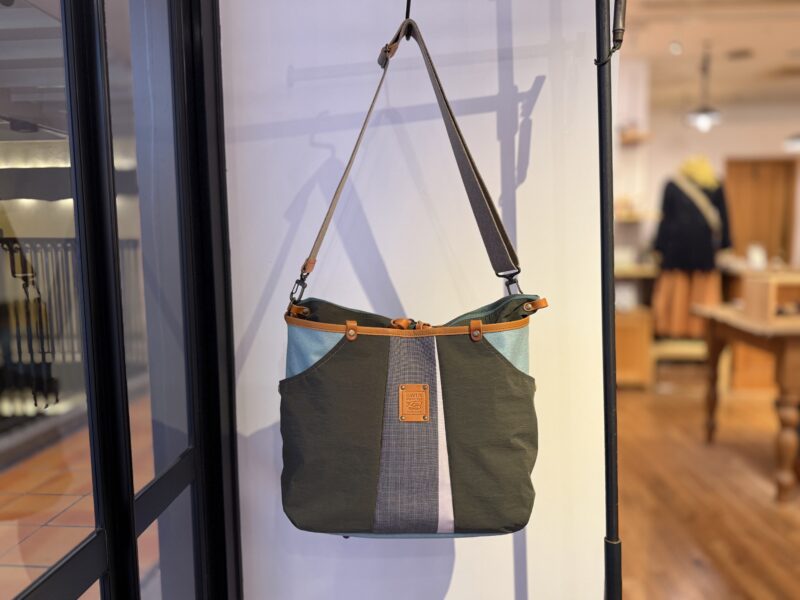 撥水ナイロン x フランスコットン ３WAY