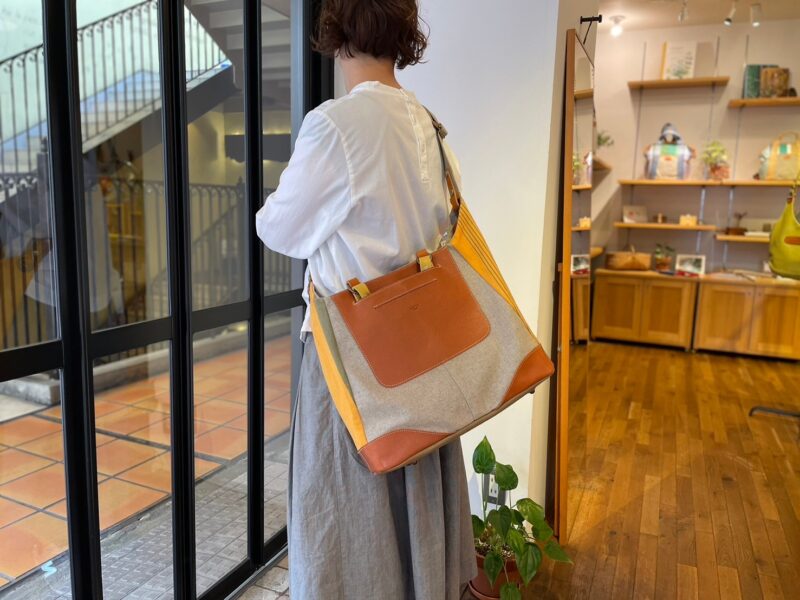 イタリアタンニンレザー×フランスコットン×リネン 4WAY